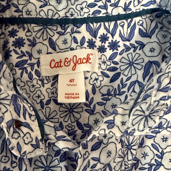 4T Button Up Bundle - Picture 7 of 8